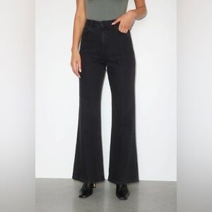 NWT Dynamite size 30 Hailey Women's Black Flared Jeans
